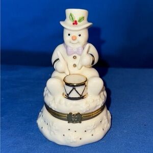 NIB Lenox Treasures “Drumming Up Surprises” Snowman Box with Trinket / Charm